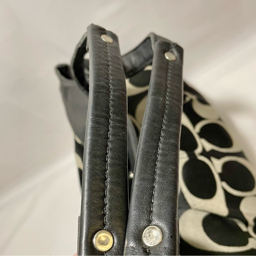 Coach Lexi Signature Shoulder Bag - Picture 13 of 16